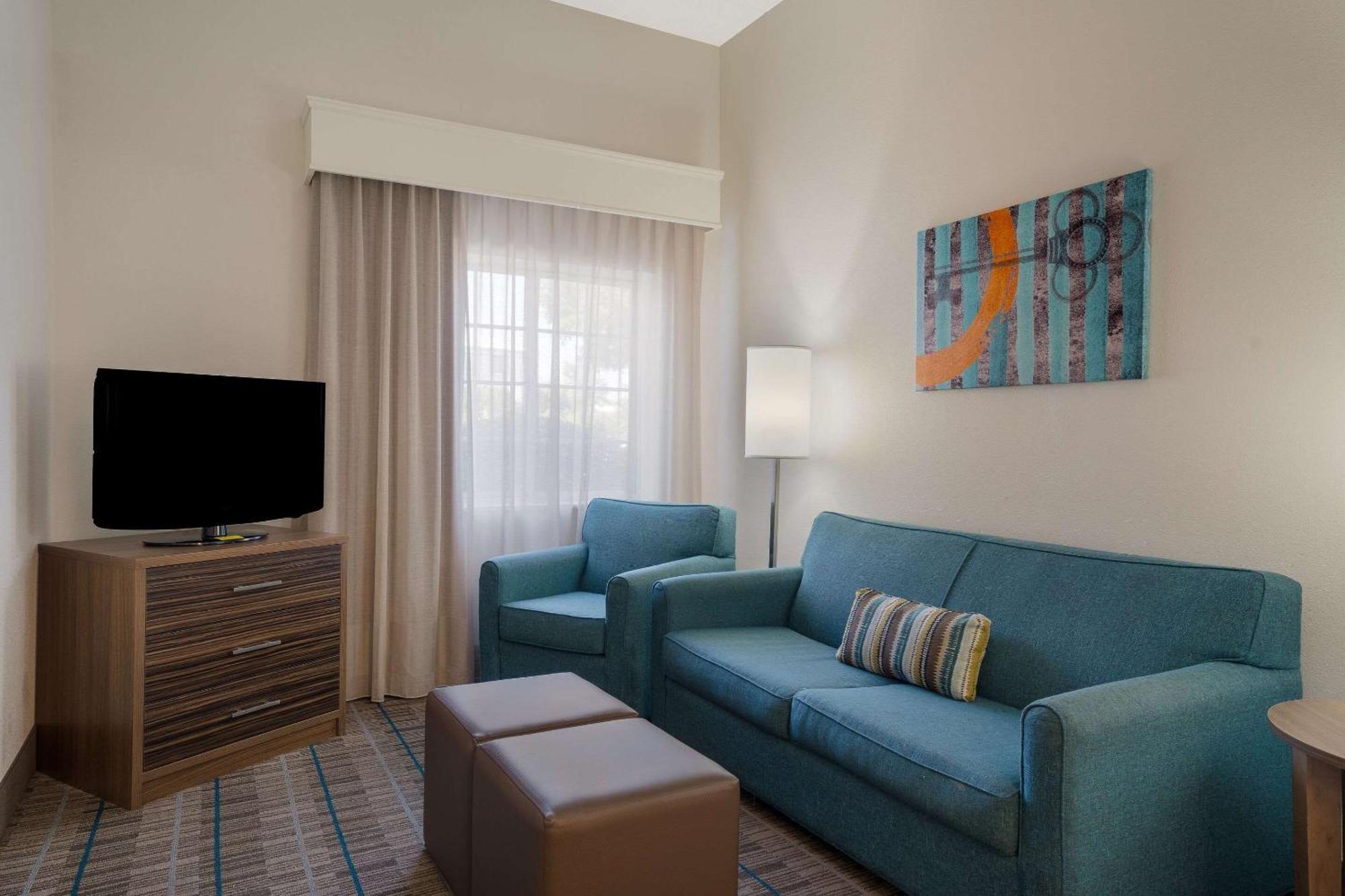 Mainstay Suites Wilmington - University Area Екстер'єр фото