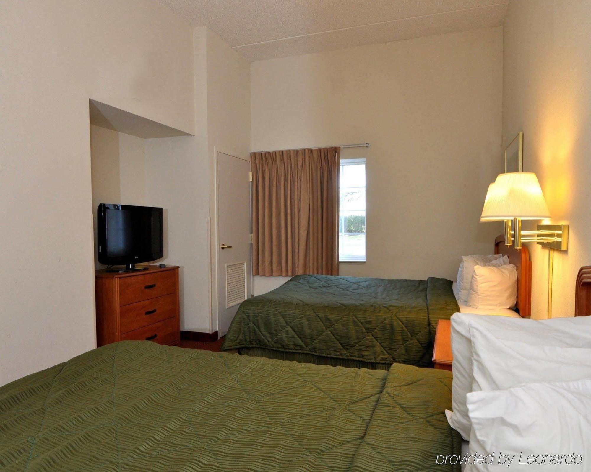 Mainstay Suites Wilmington - University Area Екстер'єр фото